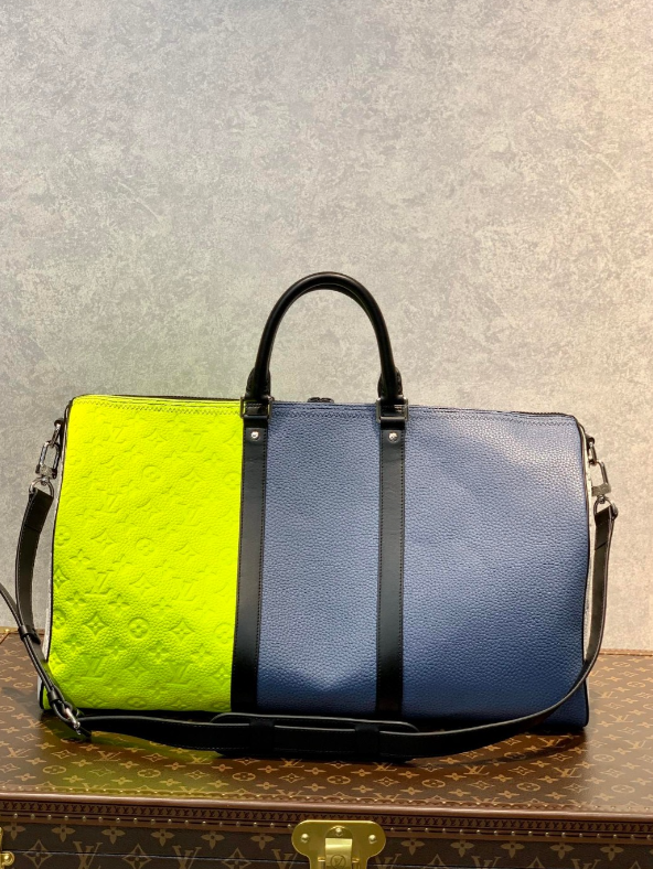 SAMC - LOV Bags - 1310