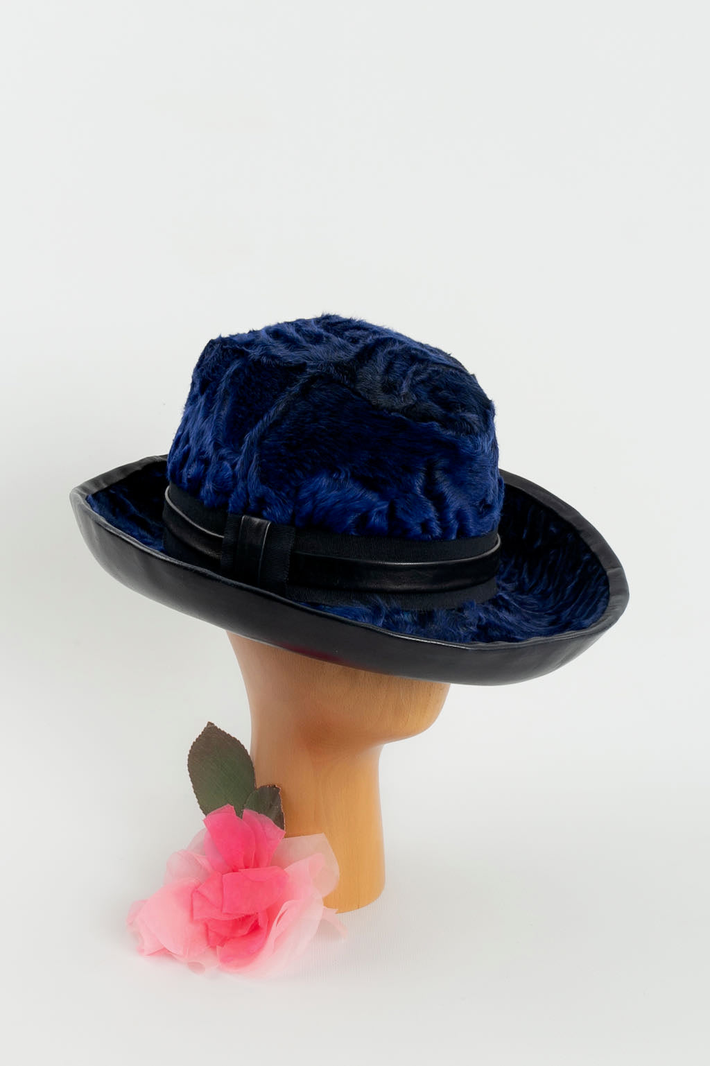 Chapeau en fourrure TÃƒÆ’Ã‚Âªte ÃƒÆ’Ã‚Â  TÃƒÆ’Ã‚Âªte
