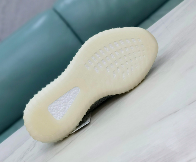 SAMC - YZO Sneakers - 031