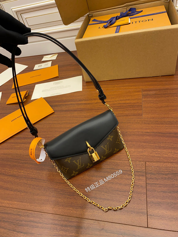 Glamy - LOV Bags - 985