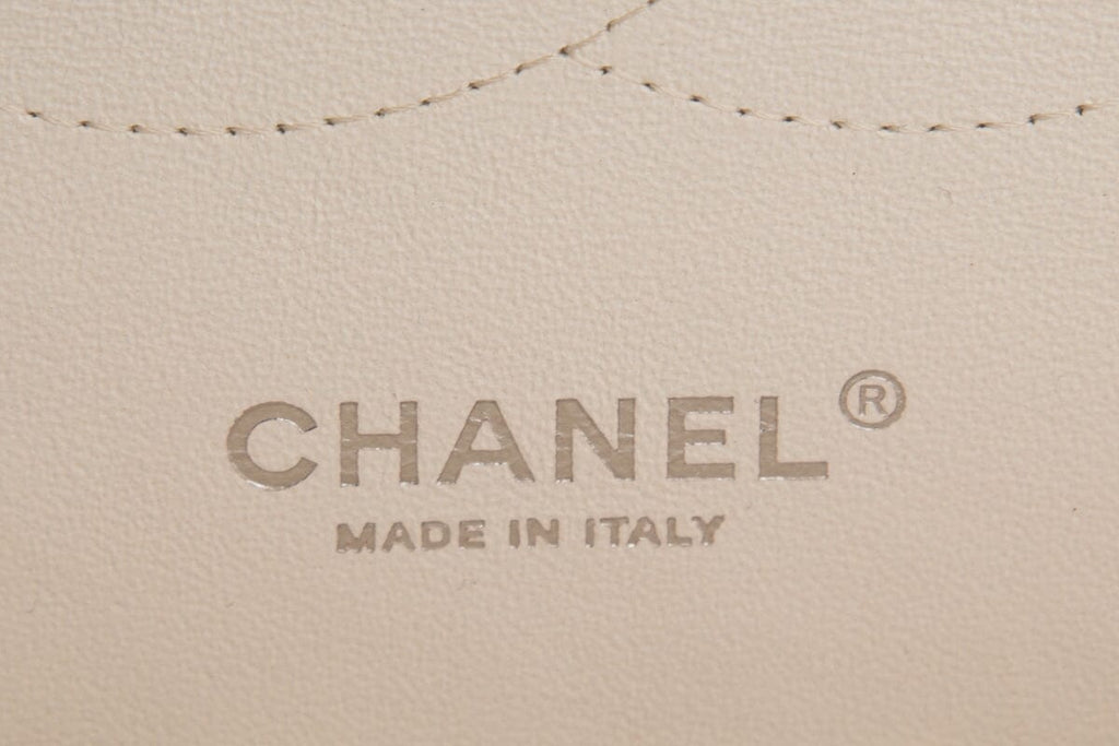 Chanel Jumbo Classic Double Flap Creme Quilted Calfskin Shoulder Bag