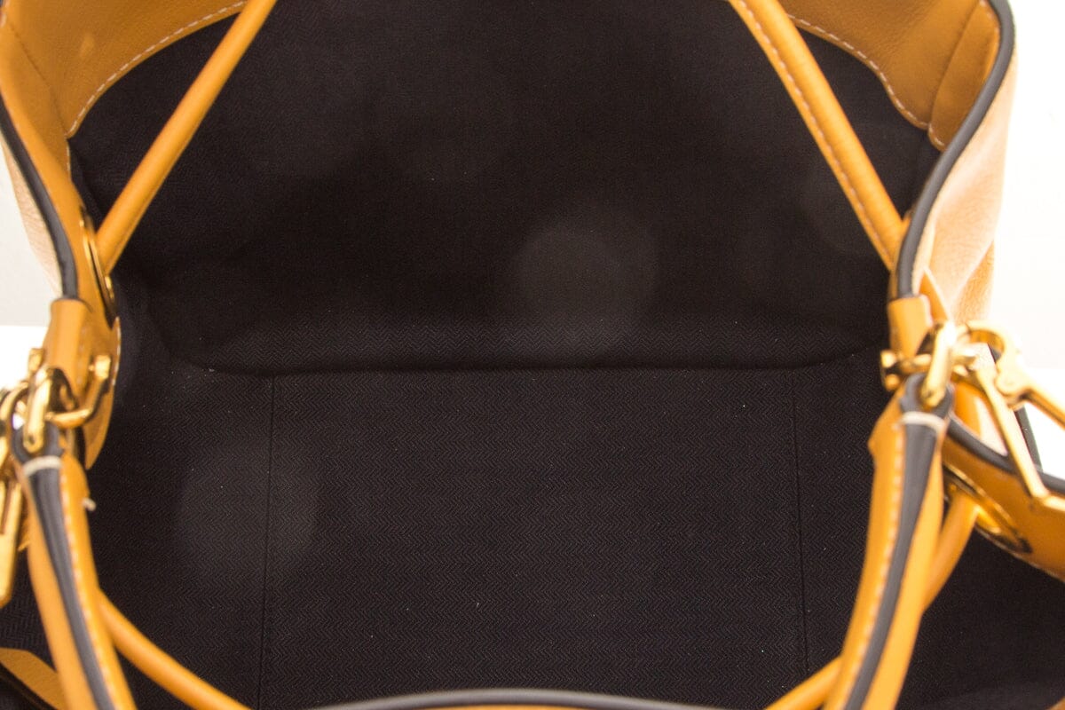 Mulberry HAMPSTEAD Mustard Bucket Bag