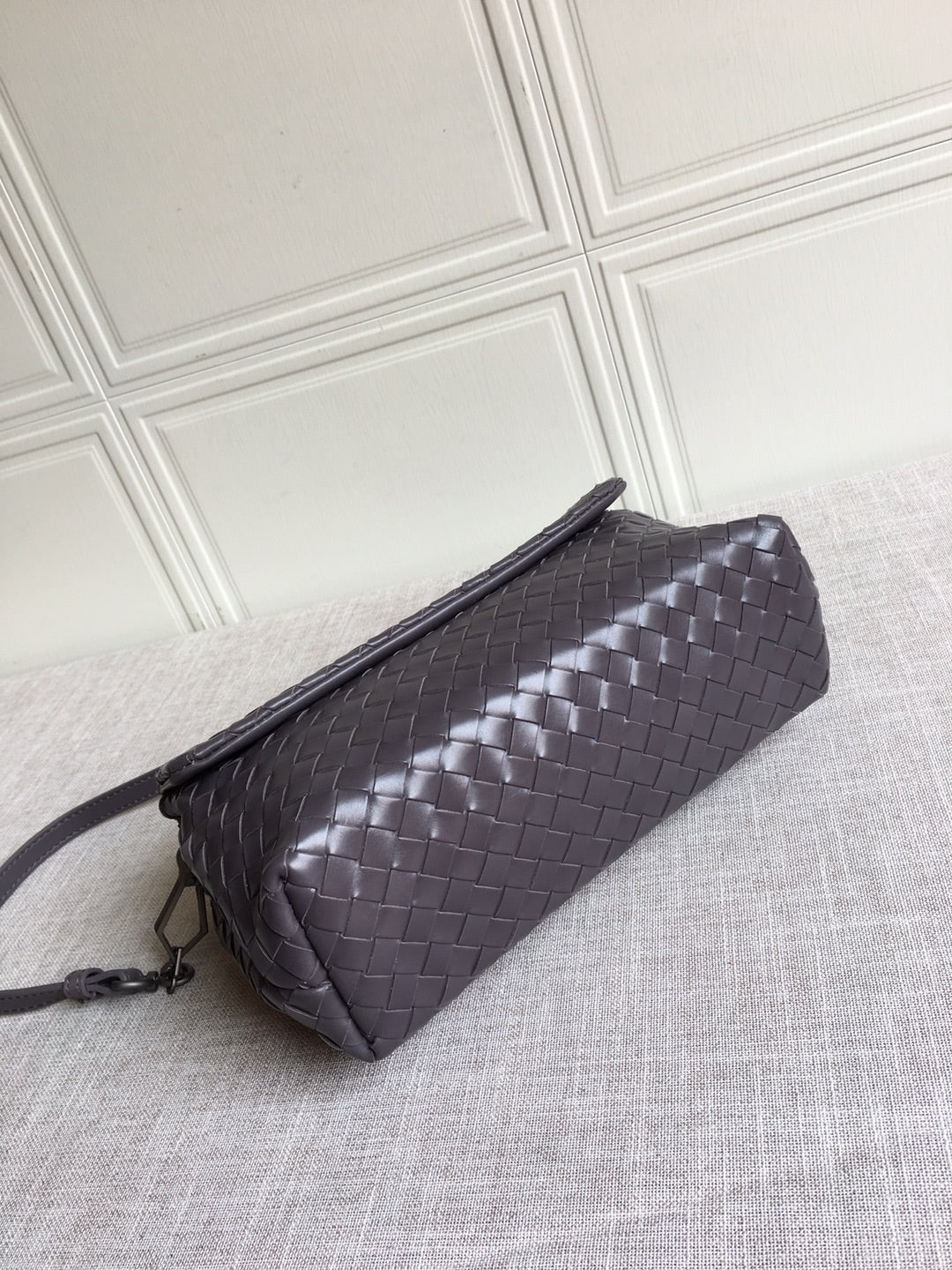 GLAMI Classic Intrecciato Dark Brown, For Women, WomenÃƒÂ¢Ã¢â€šÂ¬Ã¢â€žÂ¢s Bags 8.9in/22.5cm