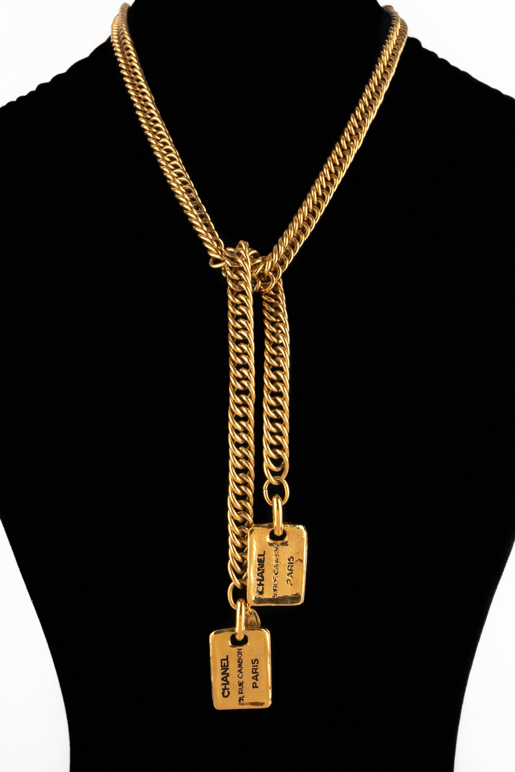 Collier cravate Chanel