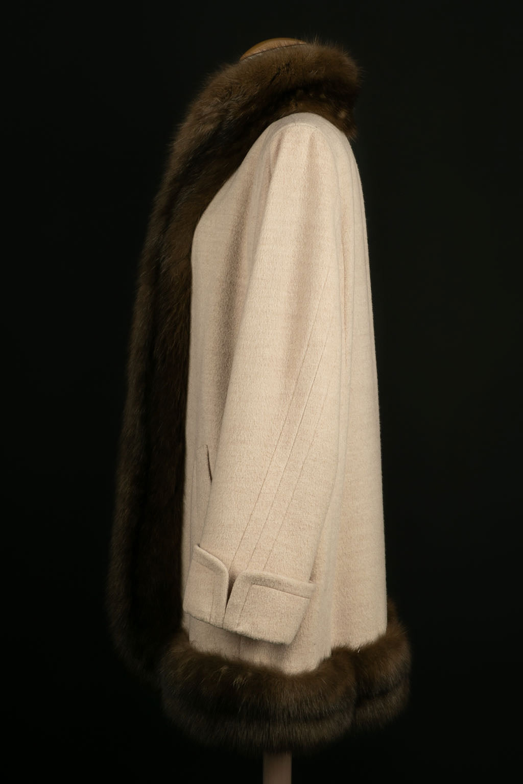 Manteau Yves Saint Laurent Haute Couture