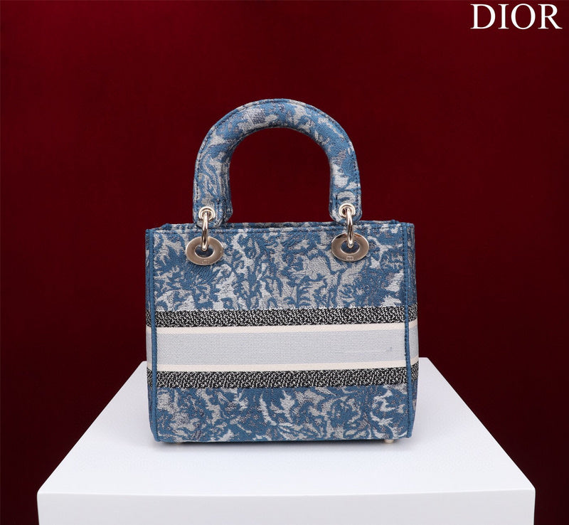 ELE - Dir Bags - 1702
