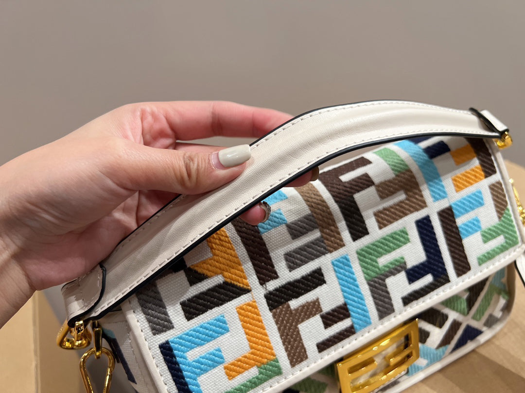 EN - Luxury Bags FEI 294