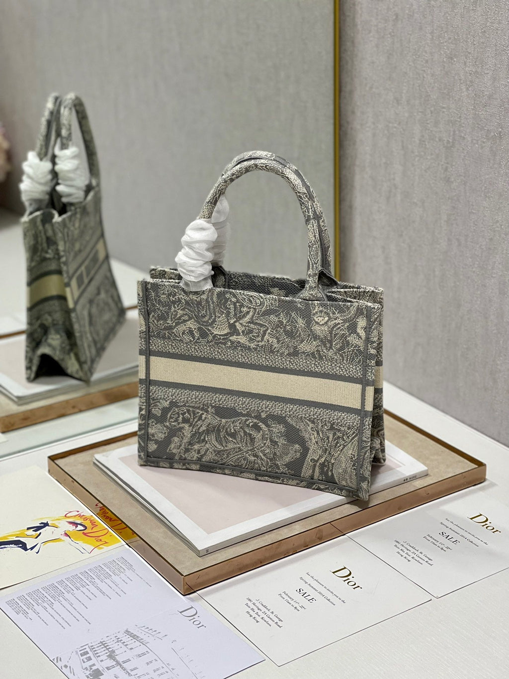 GLAMI Small Book Tote Grey, For Women, WomenÃ¢â‚¬â„¢s Handbags 26.5cm/10.5in CD