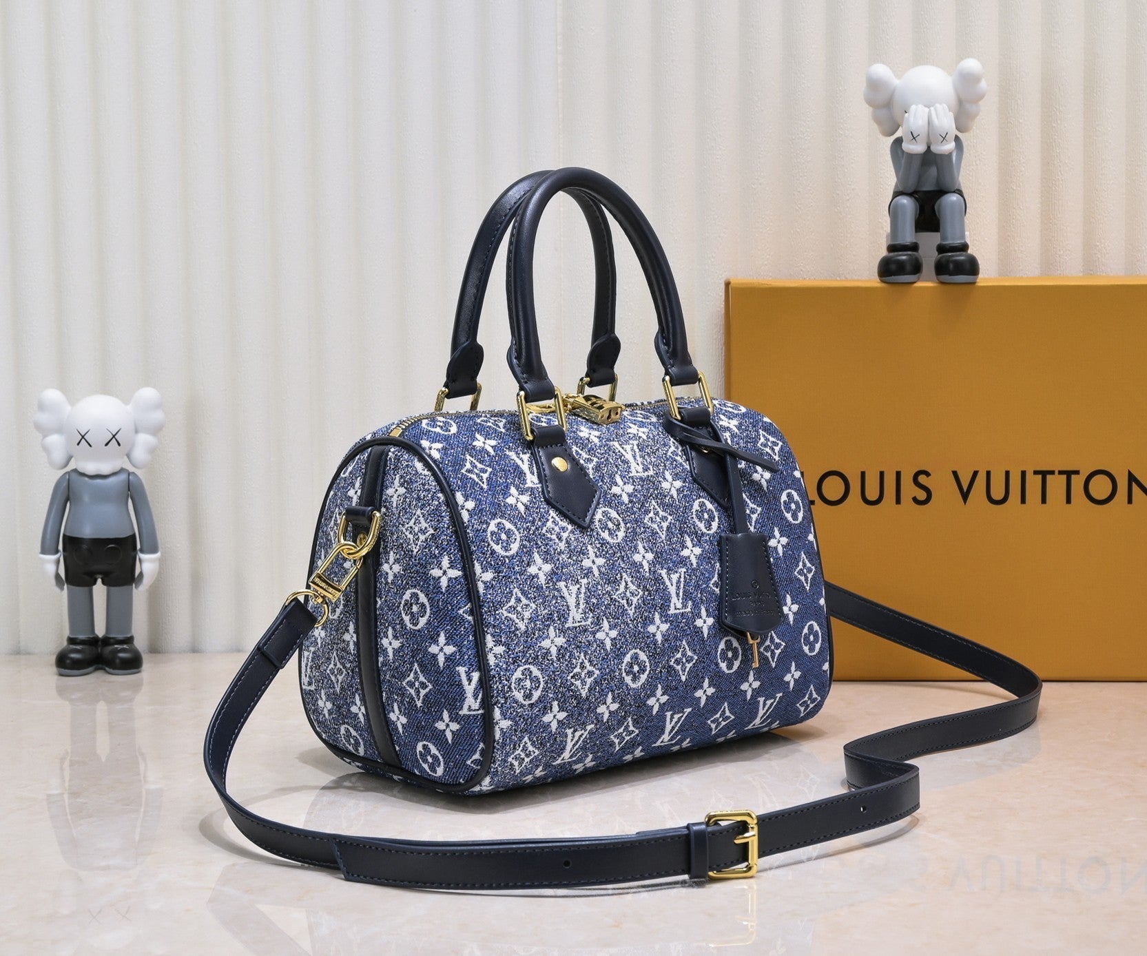 EN - Luxury Bags LUV 876