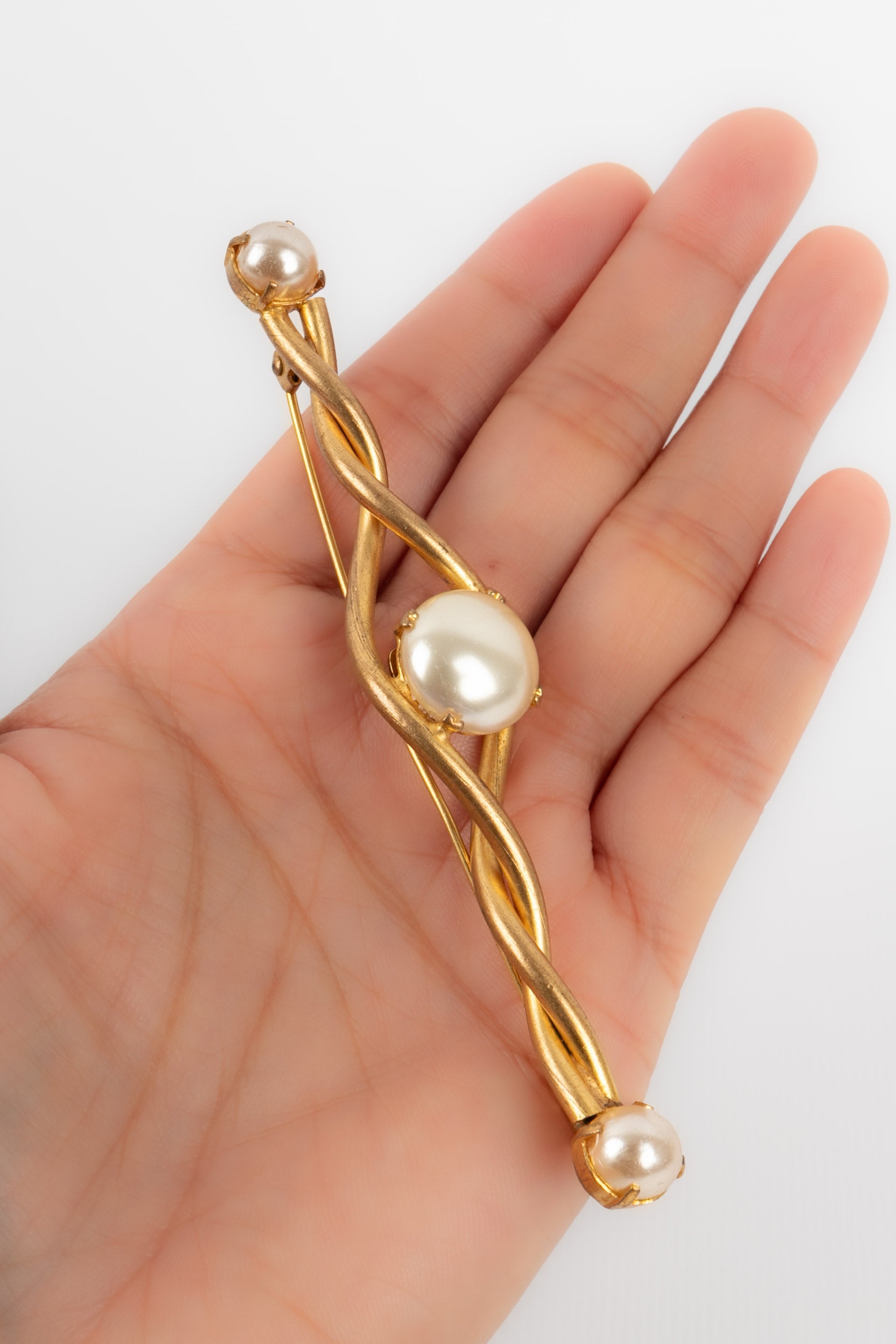 Broche dorÃƒÆ’Ã‚Â©e Chanel