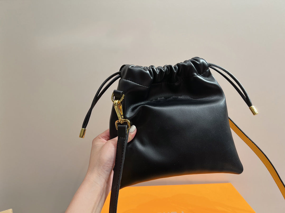 EN - Luxury Bags FEI 280