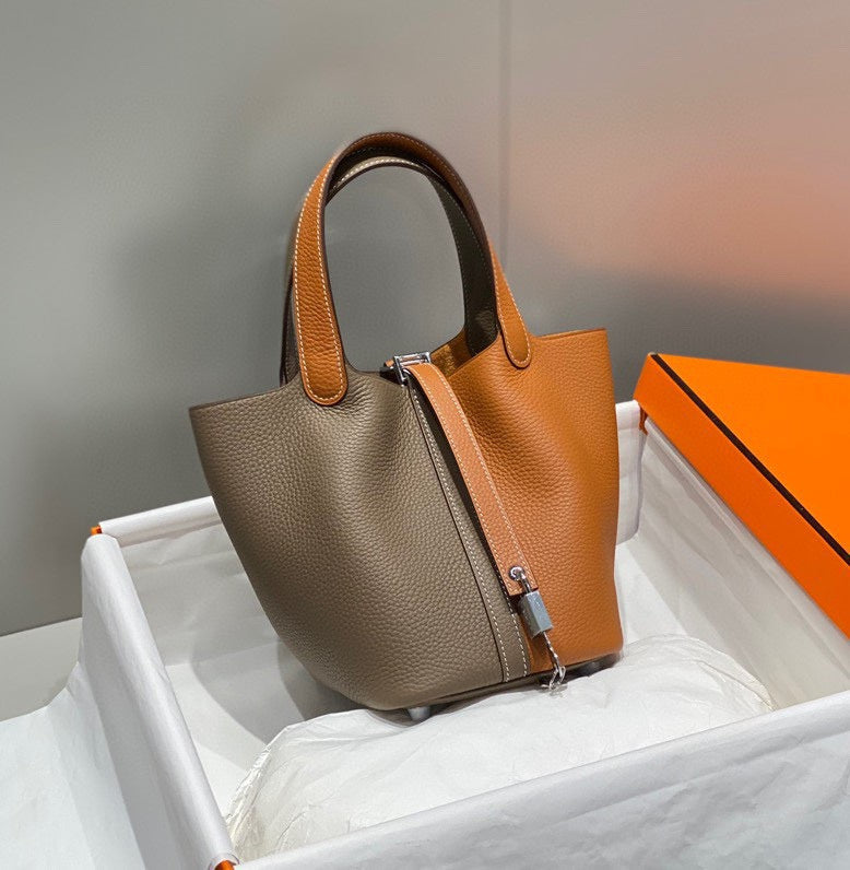 ELE - HMS Bags - 038