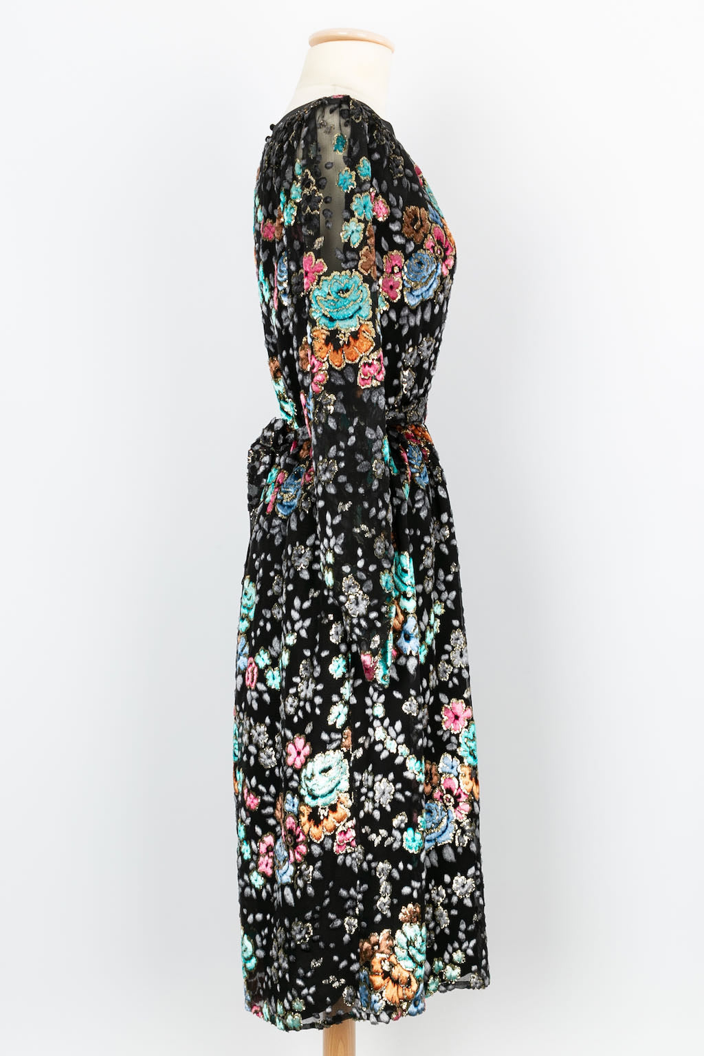 Robe en soie et velours 1980's