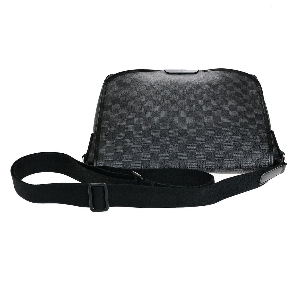 Louis Vuitton Daniel Mm  Canvas Shoulder Bag