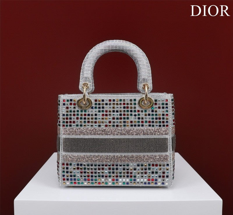 ELE - Dir Bags - 2010