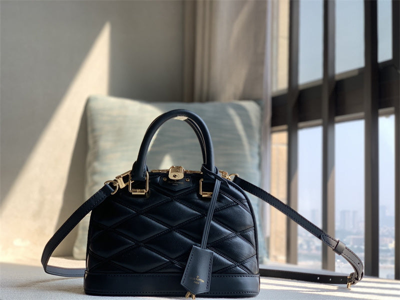Glami - LOV Bags - 210