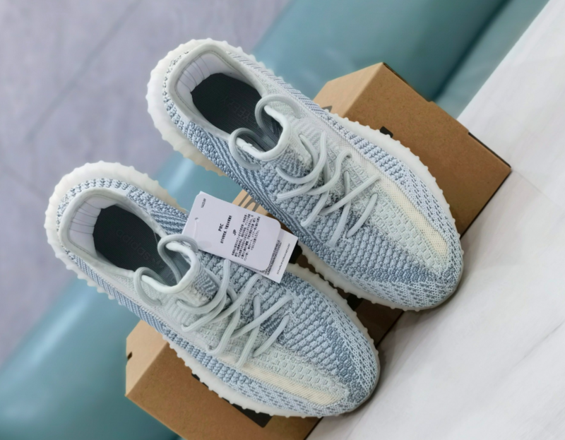SAMC - YZO Sneakers - 031