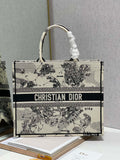 GLAMI Large Book Tote ZoGLAMIac Embroidery, Black/Beige, For Women WomenÃ¢â‚¬â„¢s Handbags, 41cm CD