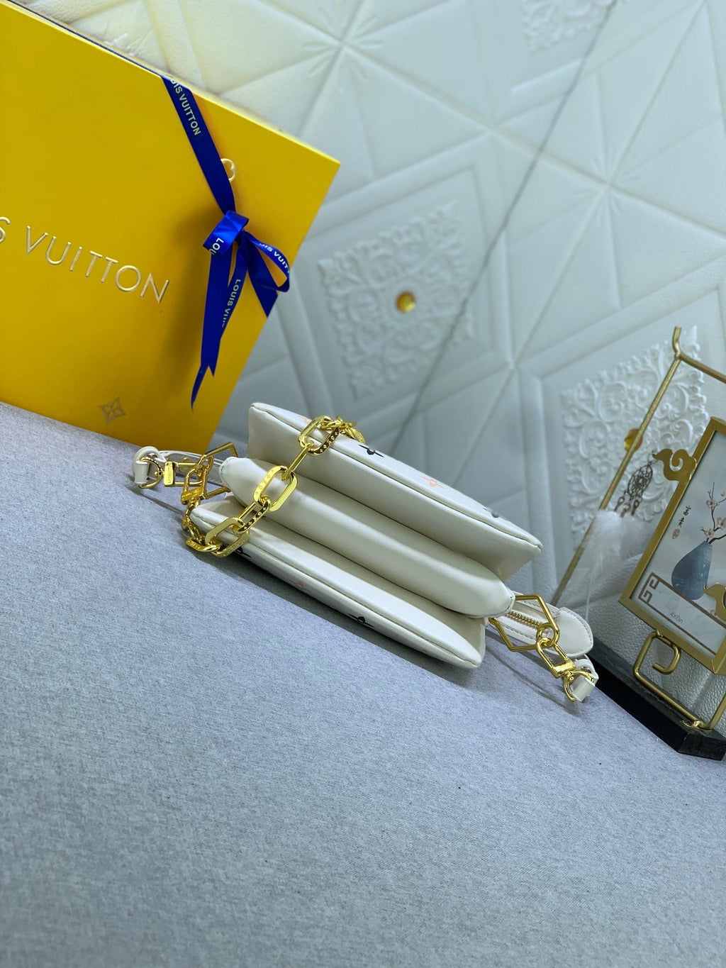 EN - Luxury Bags LUV 881