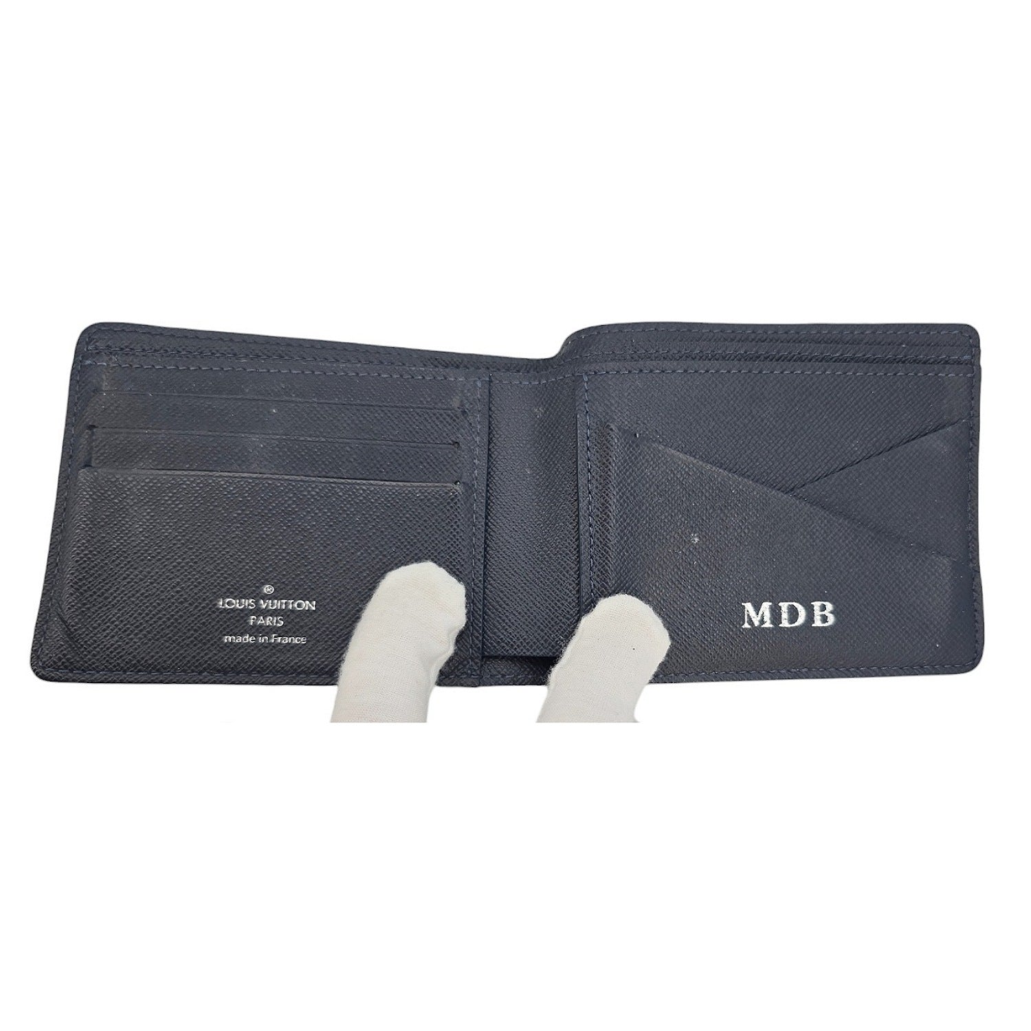 Louis Vuitton Taiga Bifold Multiple Wallet
