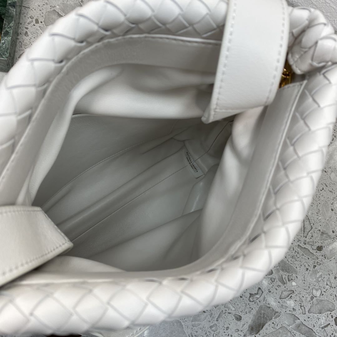 GLAMI Intrecciato Shoulder Bag White, For Women, WomenÃƒÂ¢Ã¢â€šÂ¬Ã¢â€žÂ¢s Bags 10.2in/26cm