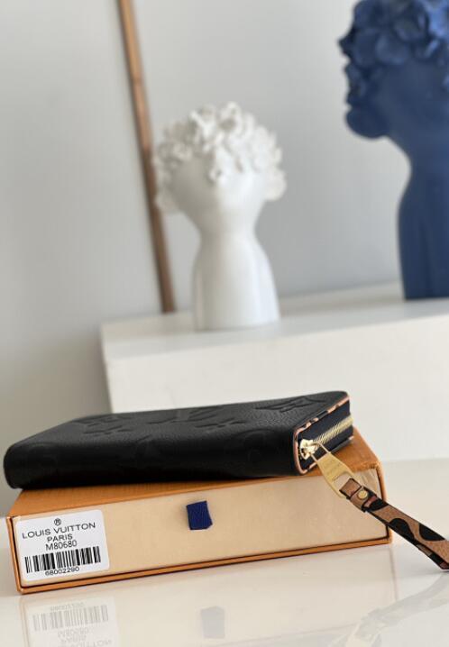 SAMC - Mix Wallets - 096
