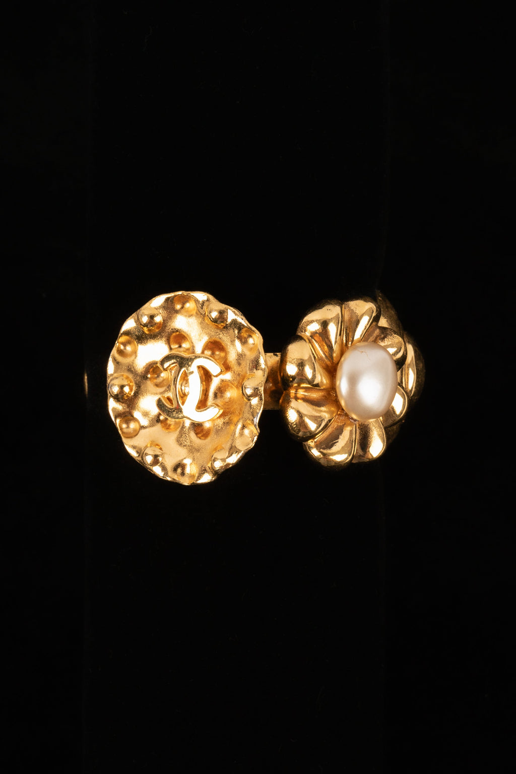 Bracelet doré Chanel