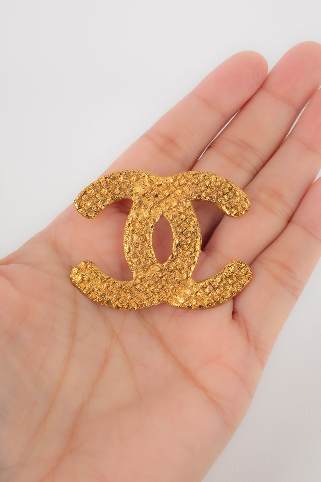 Broche cc Chanel