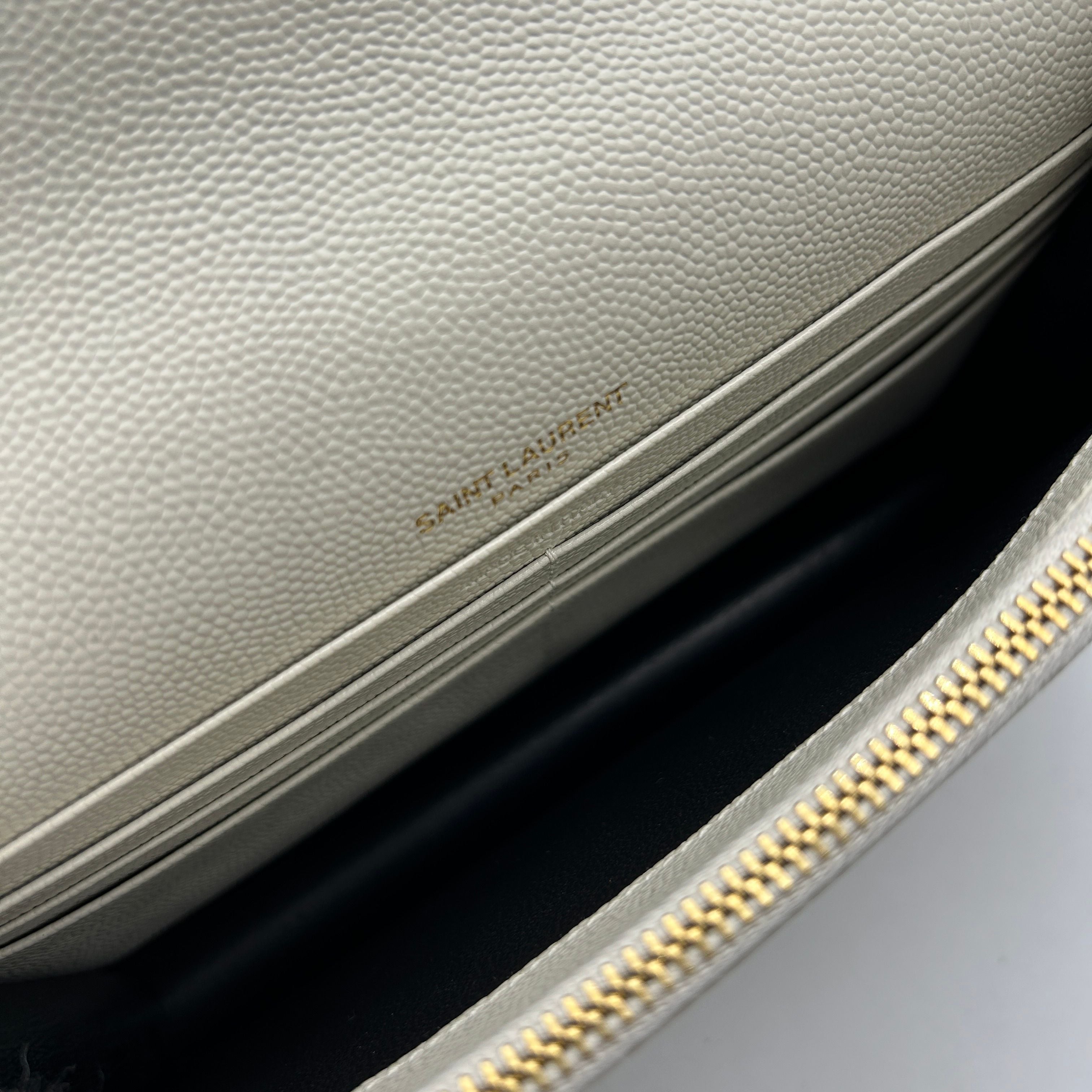 Pre-owned SAINT LAURENT Grain De Poudre Small Classic Monogram Kate Tassel Satchel Crema Soft WD255108