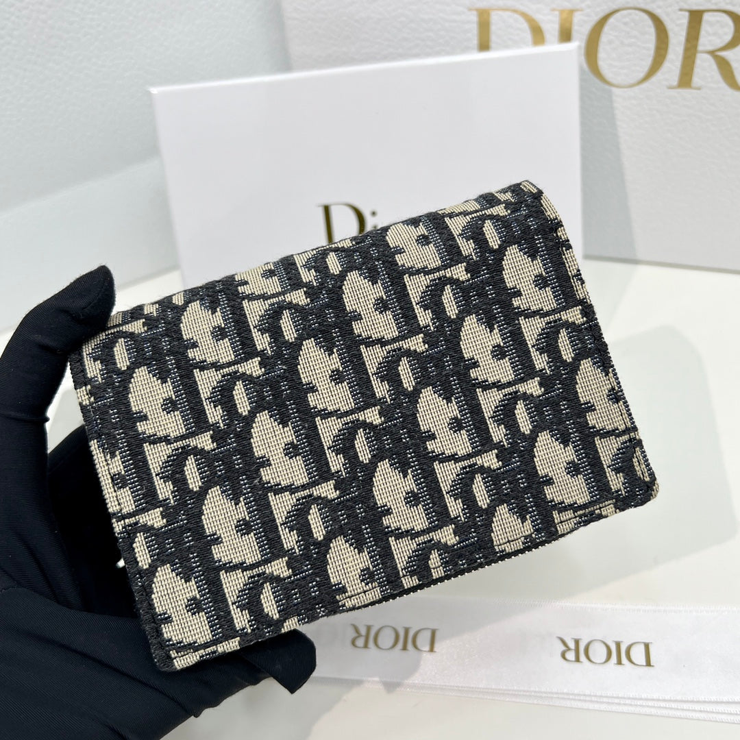 EN - New Arrival Wallet DIR 012