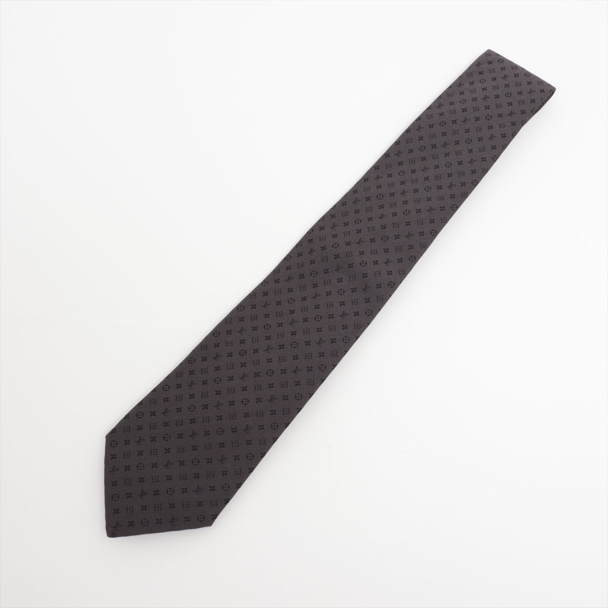 Louis Vuitton M75989 Cravat Neo Monogramim MR4262 Cravat Silk Grey