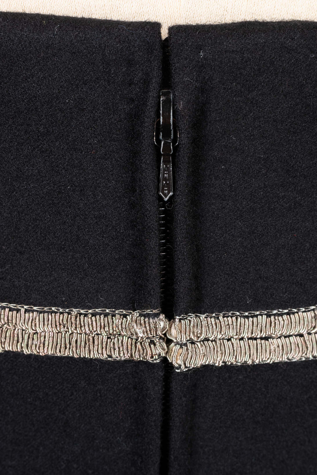 Haut / bustier en laine brodÃƒÆ’Ã‚Â©e Anouska Hempel