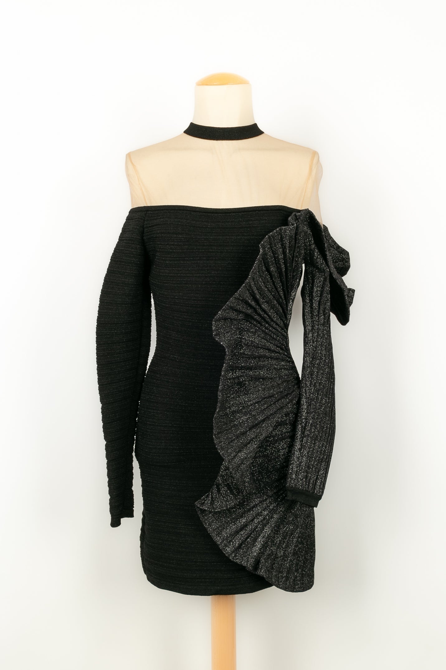 Robe Balmain 2018