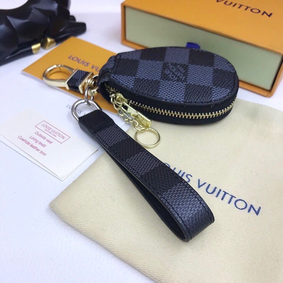 EN - Lux Keychains LUV 026