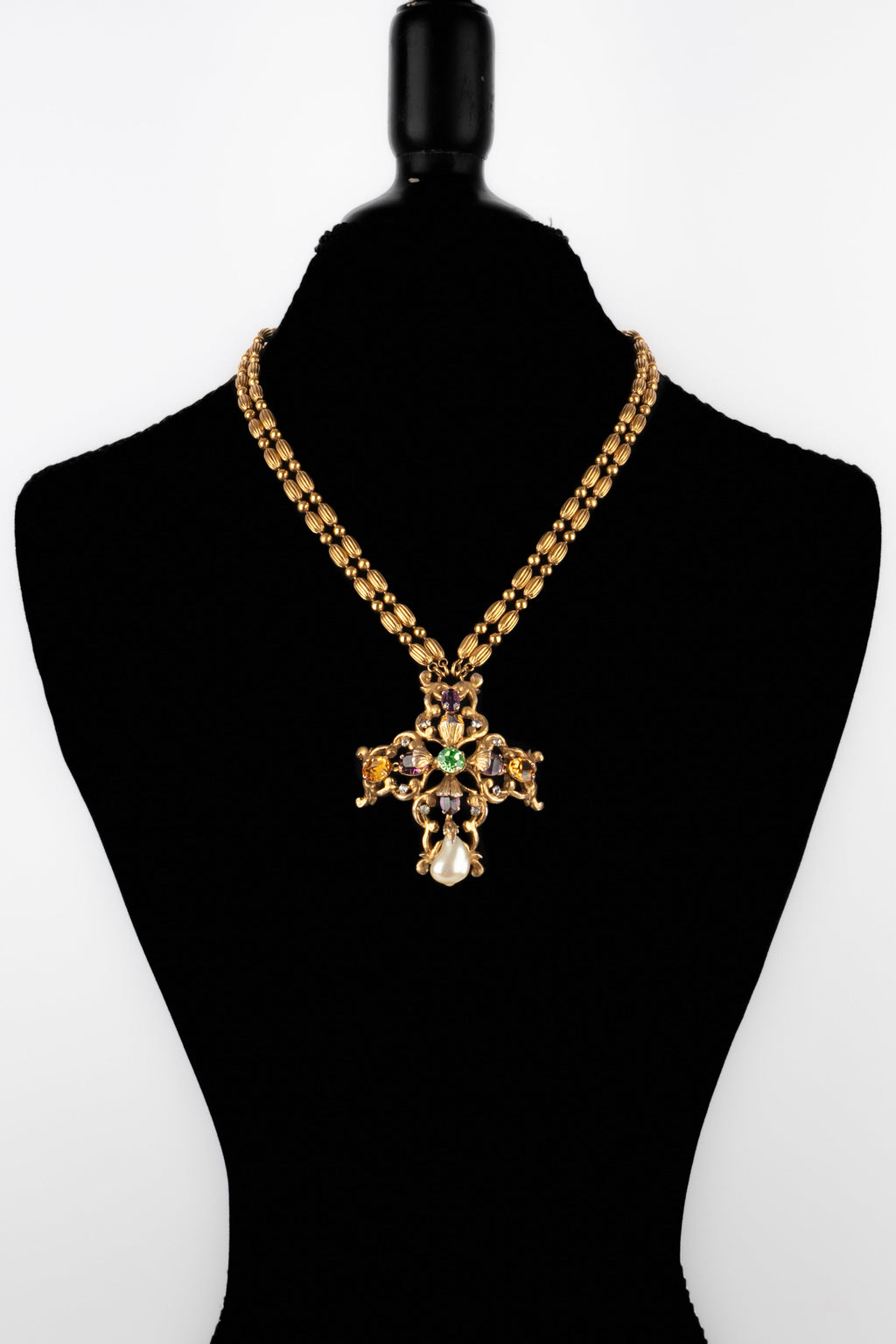 Collier ancien Chanel