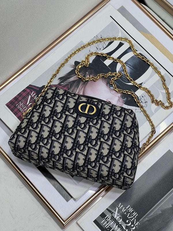 ELE - Dir Bags - 720