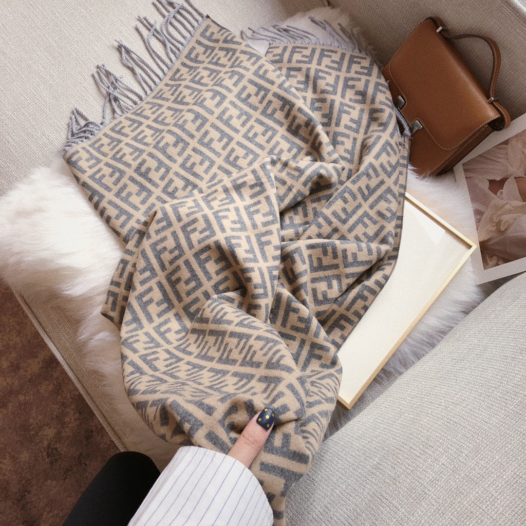 EN - Luxury FEI  Scarf 014