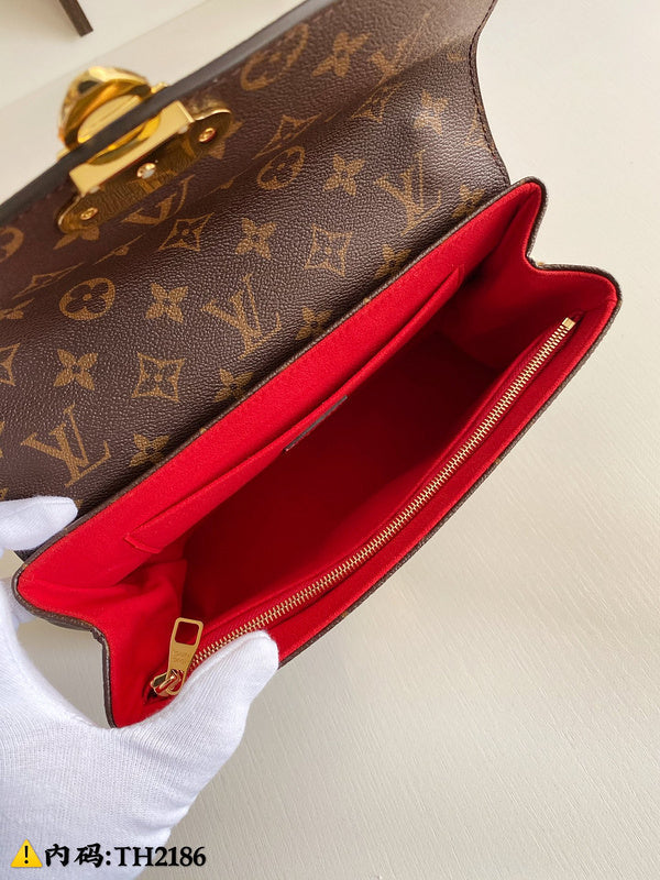 LOV2 Bags - Luxurious Bags  2648