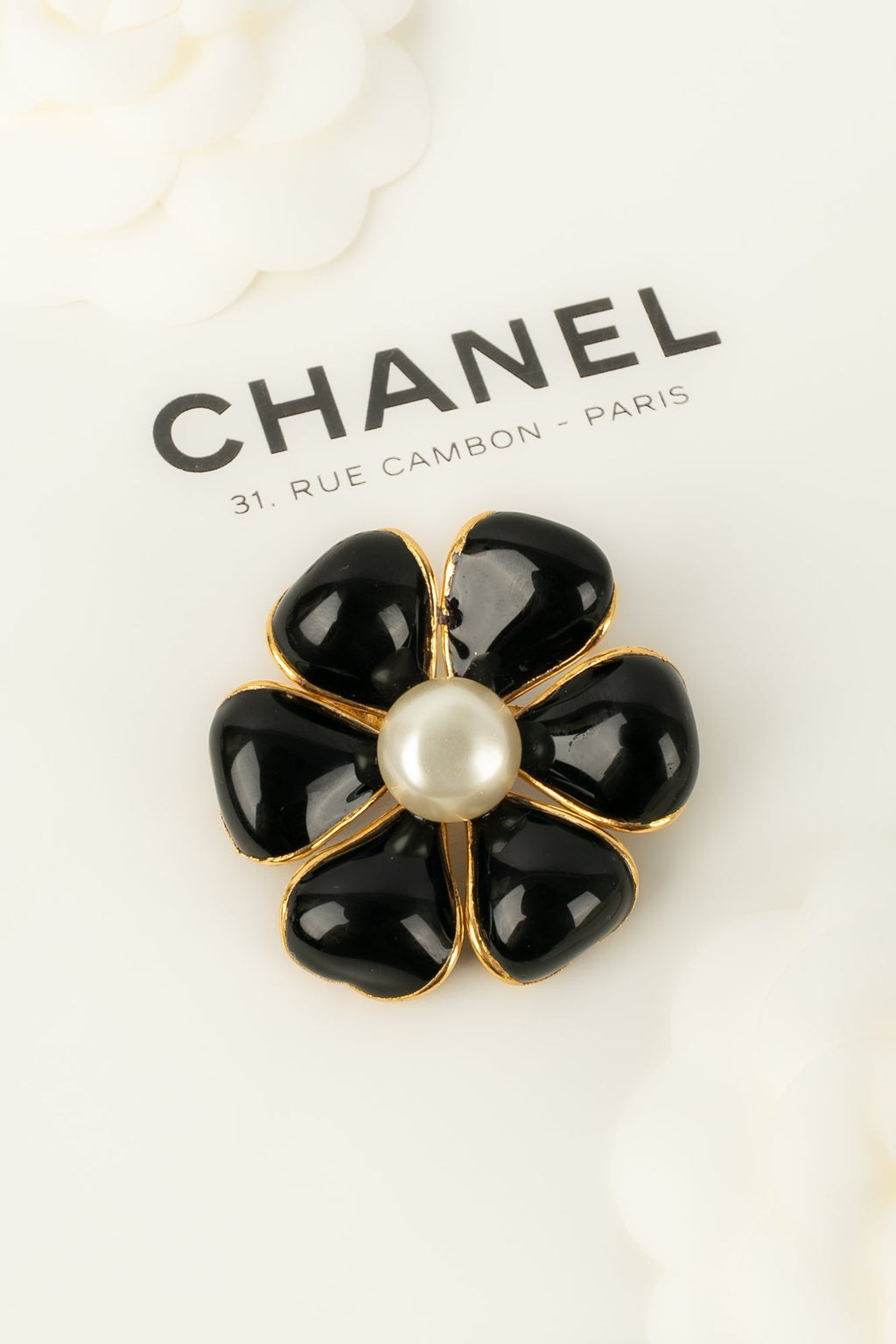 Broche camÃƒÆ’Ã‚Â©lia Chanel Automne 1995