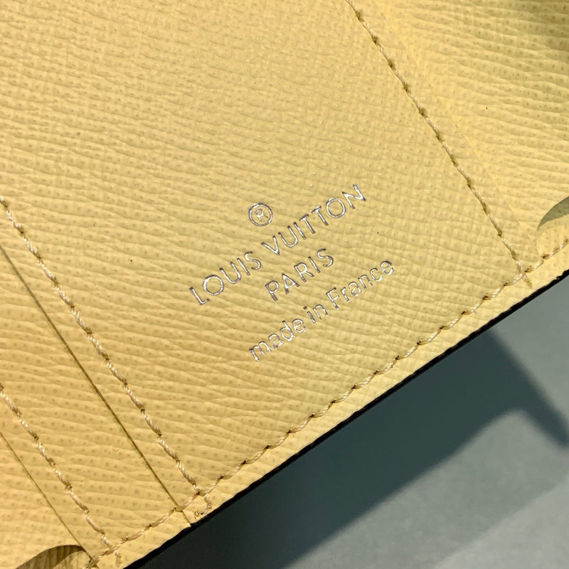 LOV2 Bags - Luxurious Bags  2383