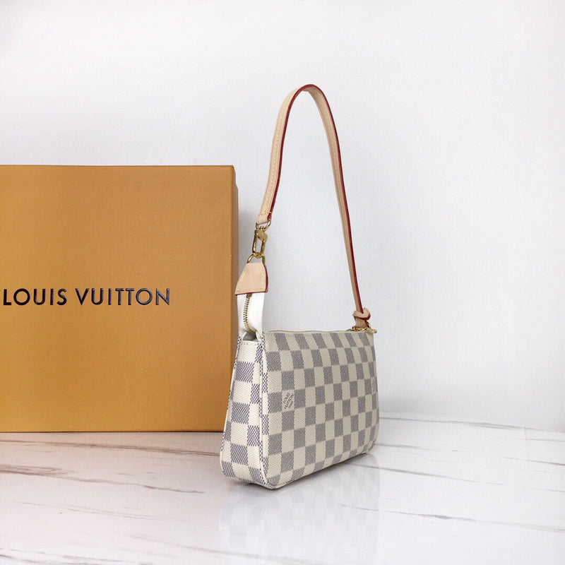 LOV2 Bags - Luxurious Bags  1810