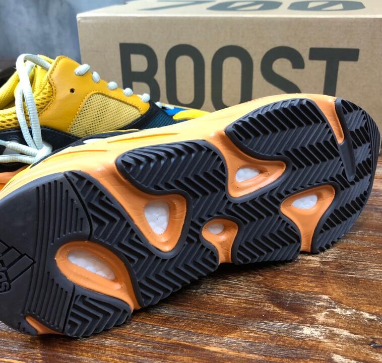 SAMC - YZO Sneakers - 285