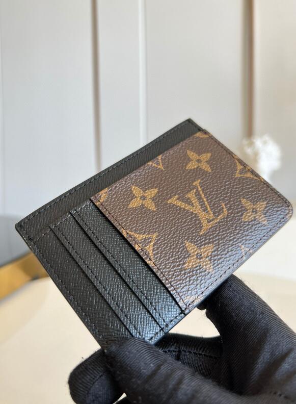 SAMC - Mix Wallets - 164