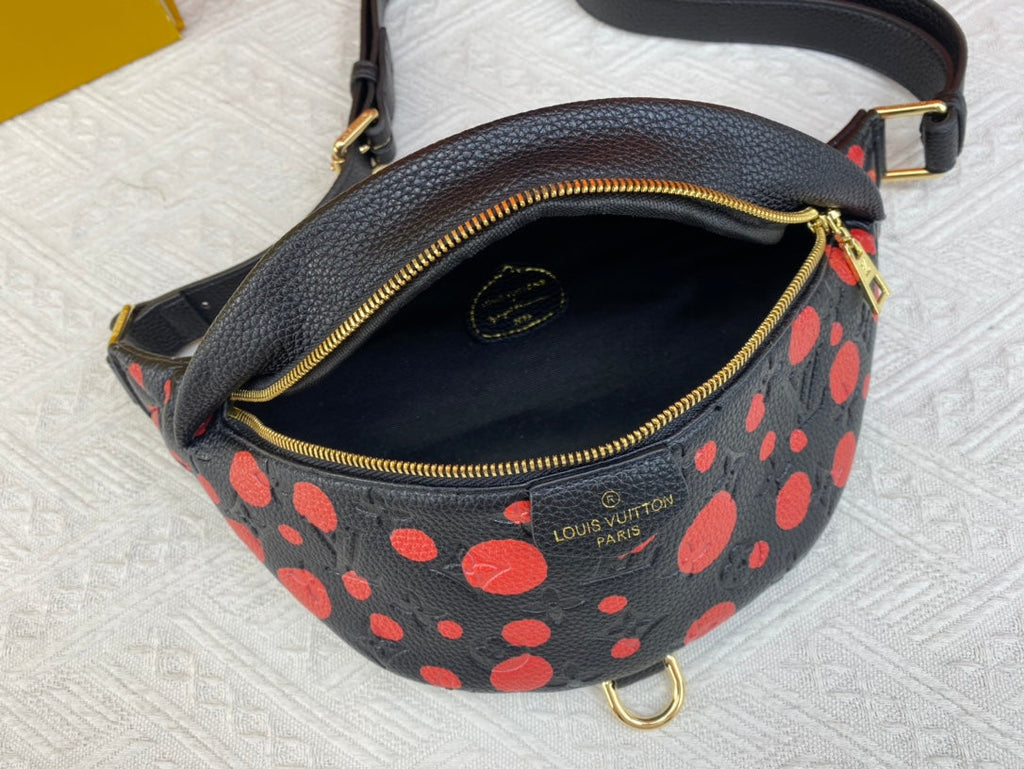 EN - Luxury Bags LUV 831