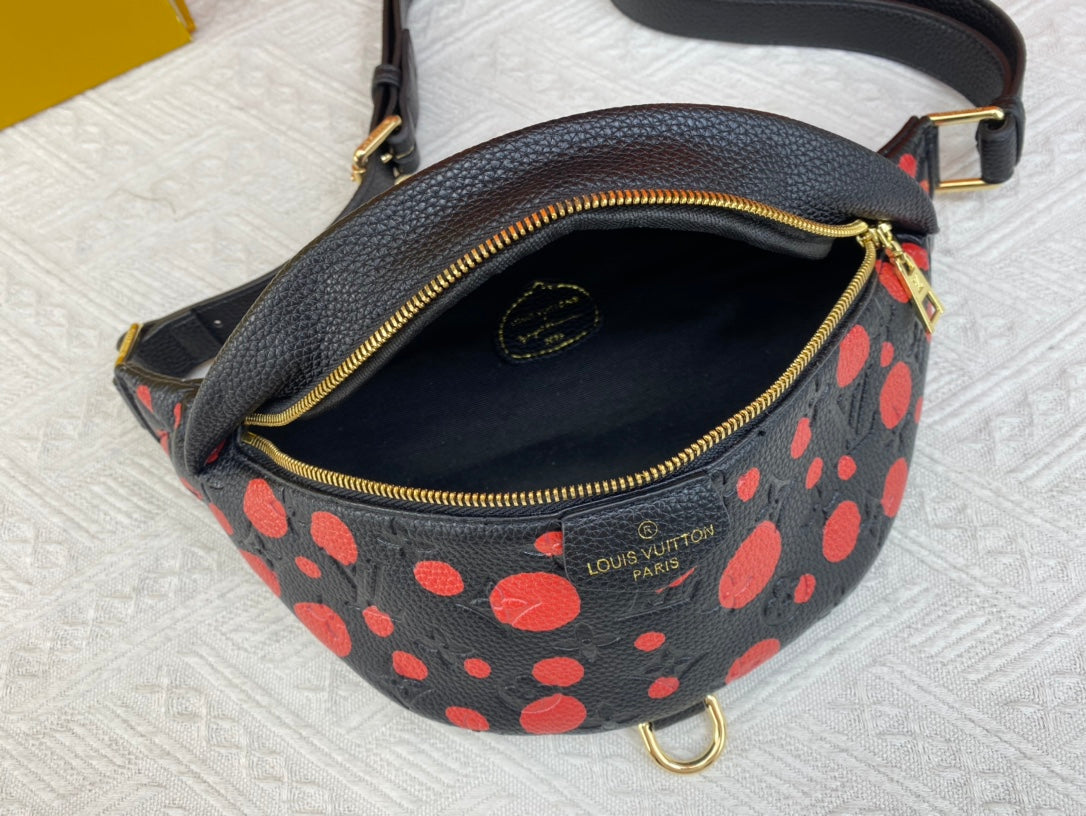 EN - Luxury Bags LUV 831