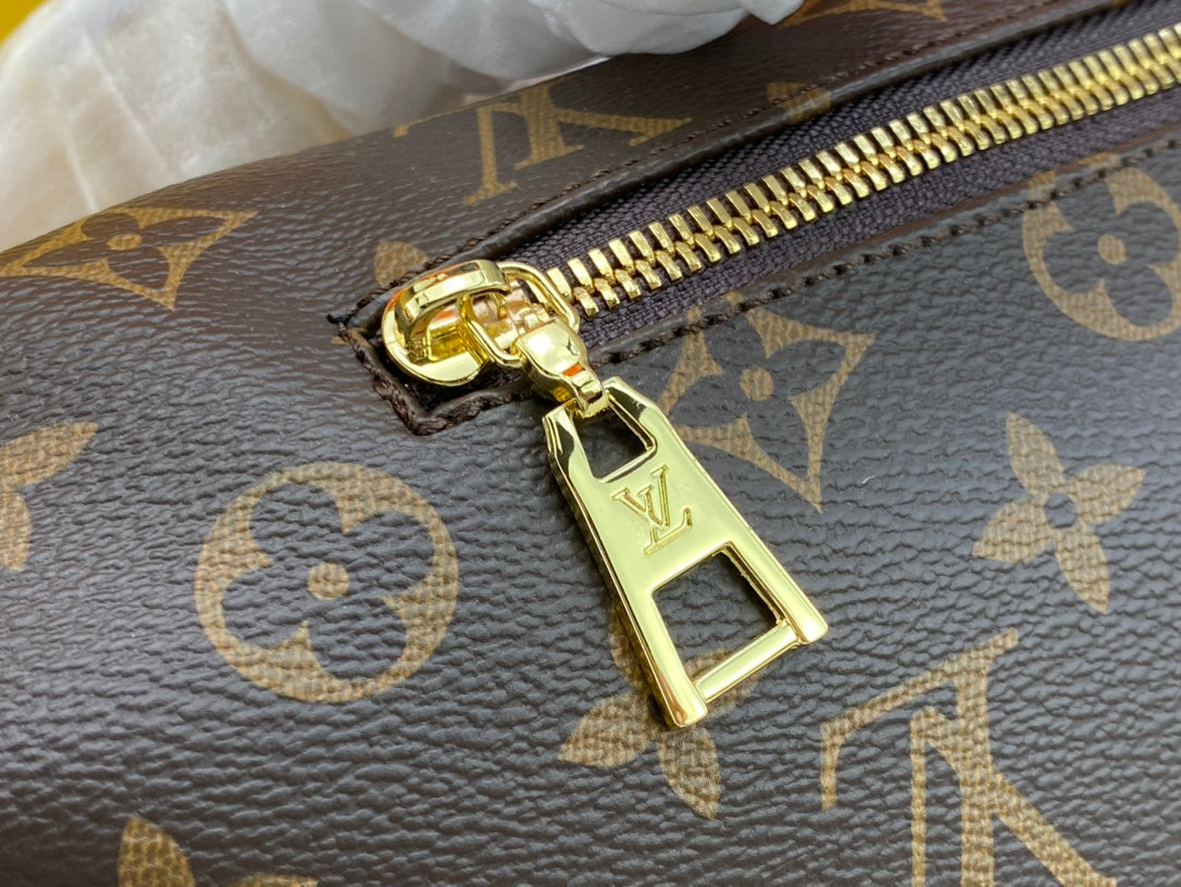 EN - Luxury Bags LUV 829