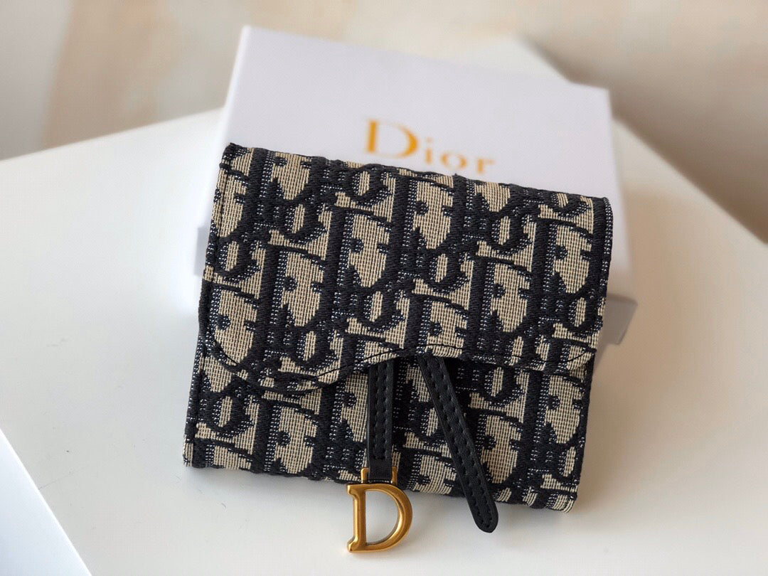 EN - New Arrival Wallet DIR 007