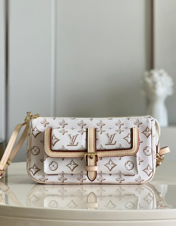SAMC - LOV Bags - 1574