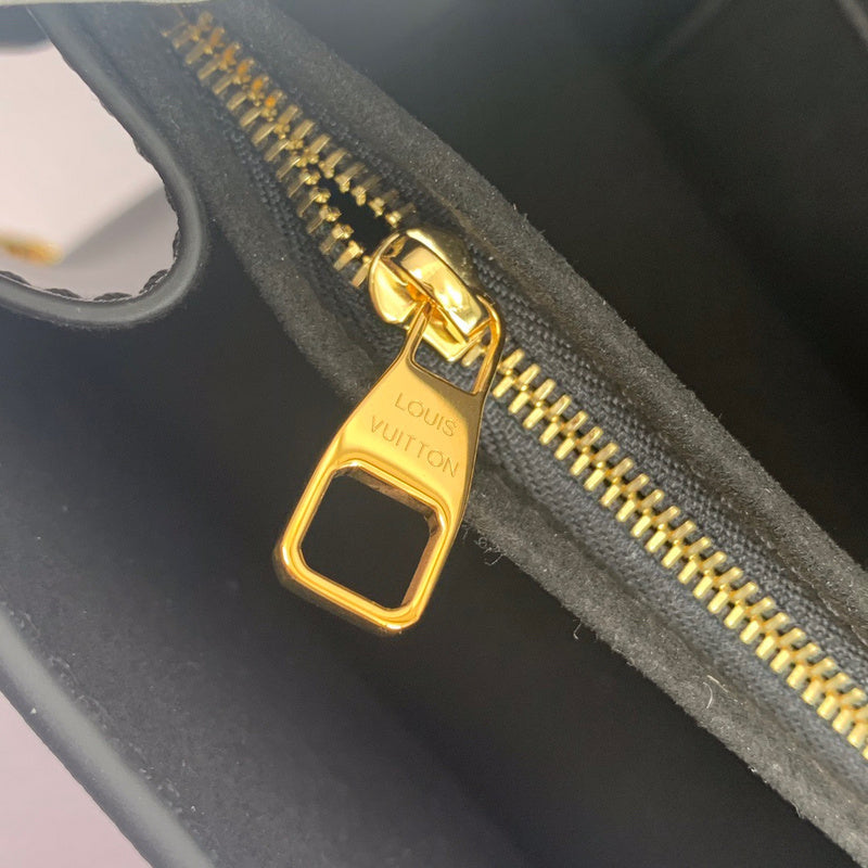 LOV2 Bags - Luxurious Bags  1633