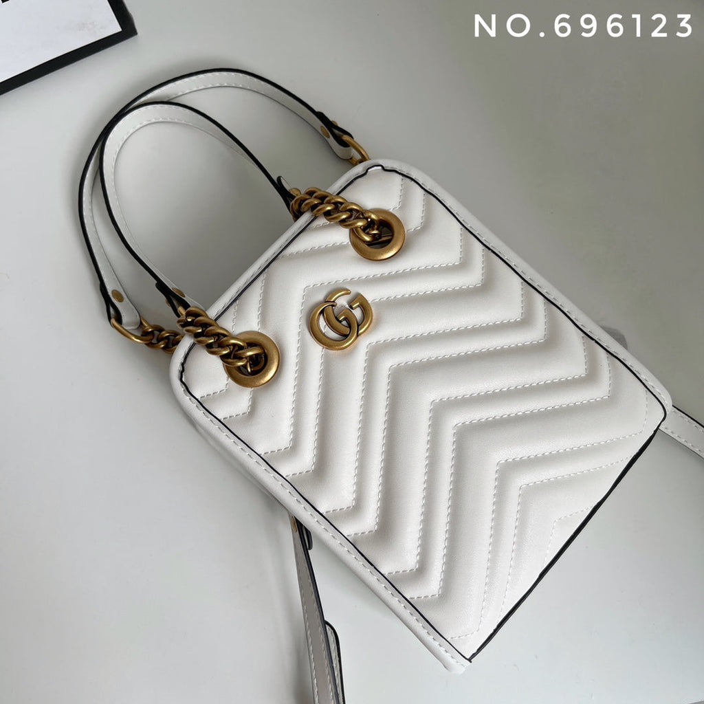 EN - New Bag GCI 498